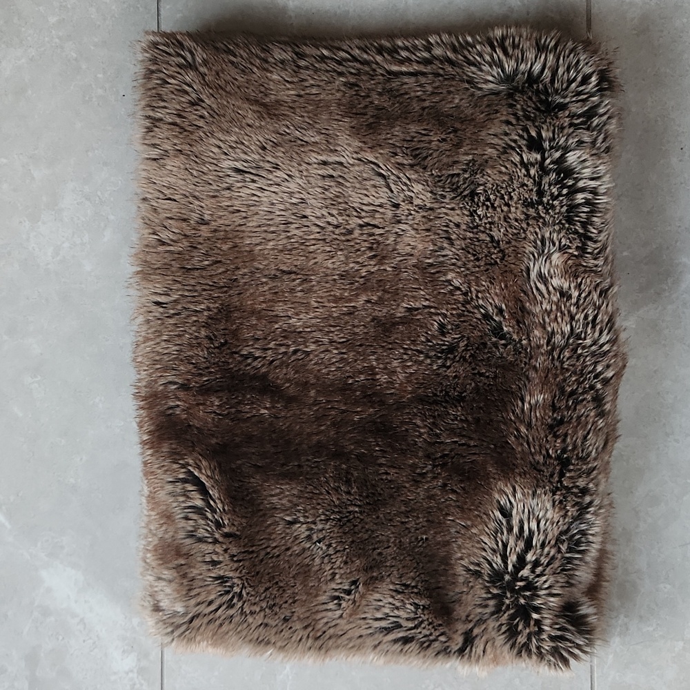 2/35$****Indigo Faux Fur Cowl Scarf